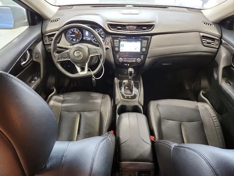 2017 NISSAN ROGUE SL  