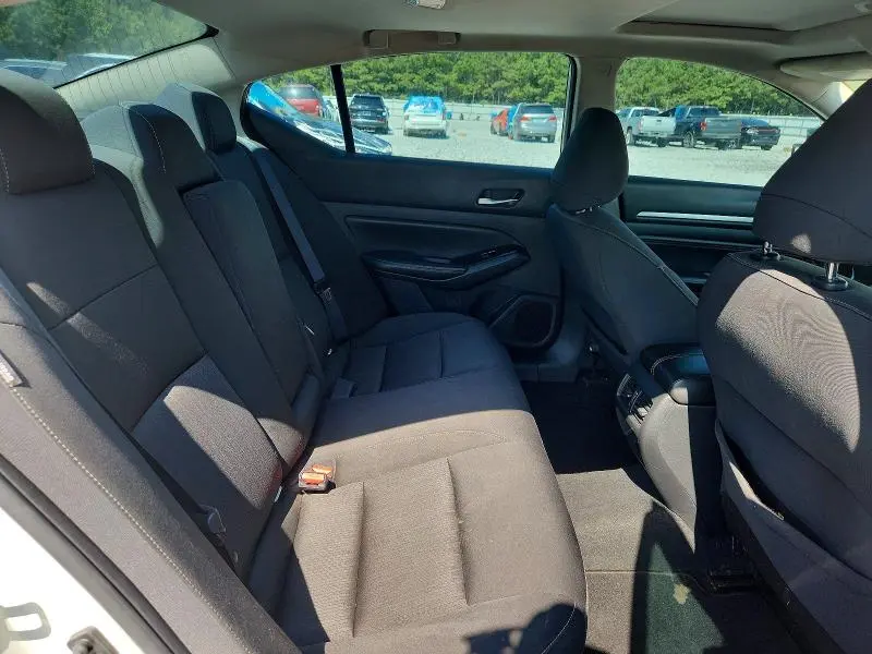 2020 NISSAN ALTIMA SV  