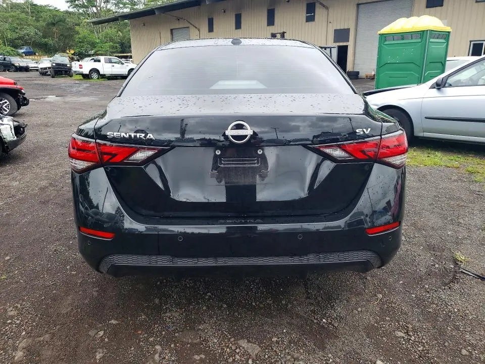 2024 NISSAN SENTRA SV  