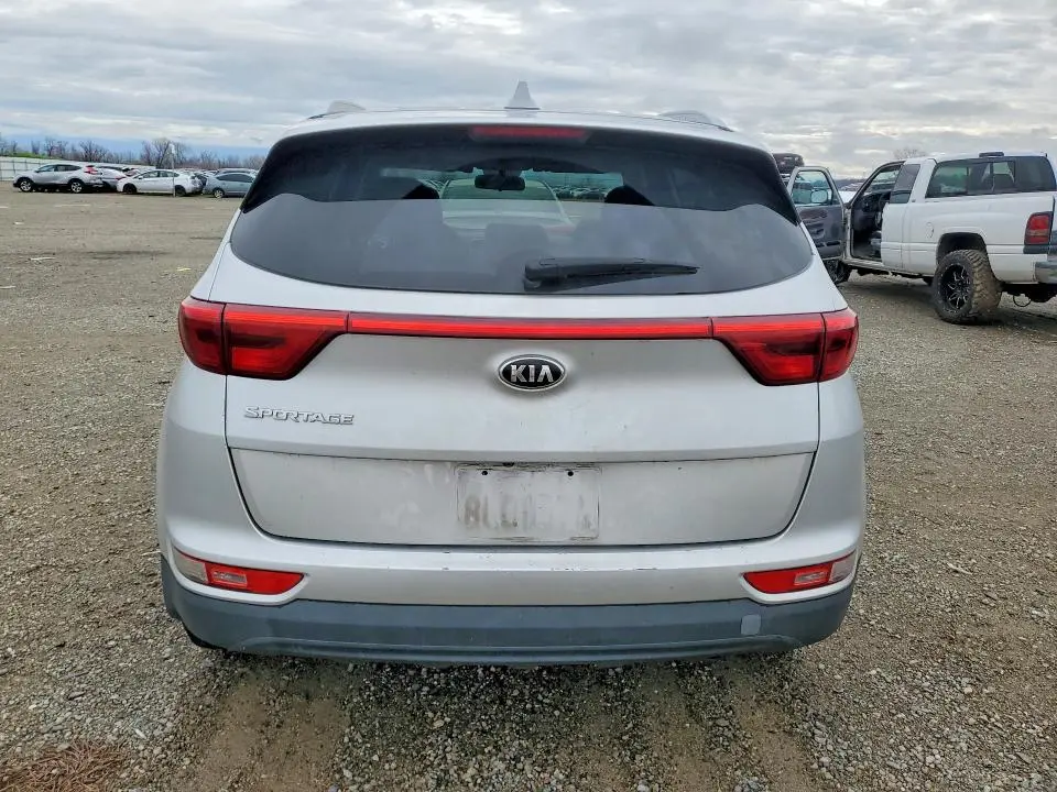 2017 KIA SPORTAGE LX  