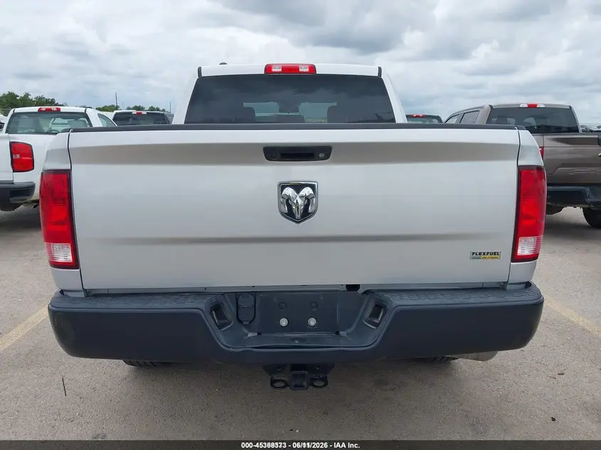 2018 RAM 1500 TRADESMAN  4X2 5'7 BOX