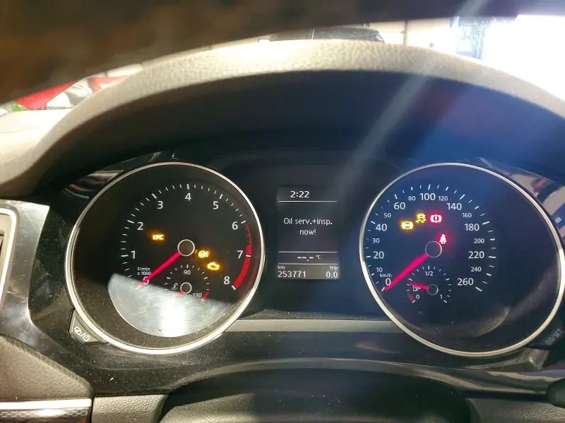 2017 VOLKSWAGEN JETTA SE  
