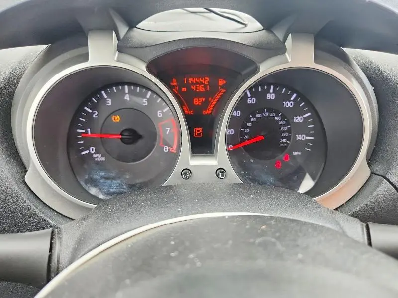 2011 NISSAN JUKE   