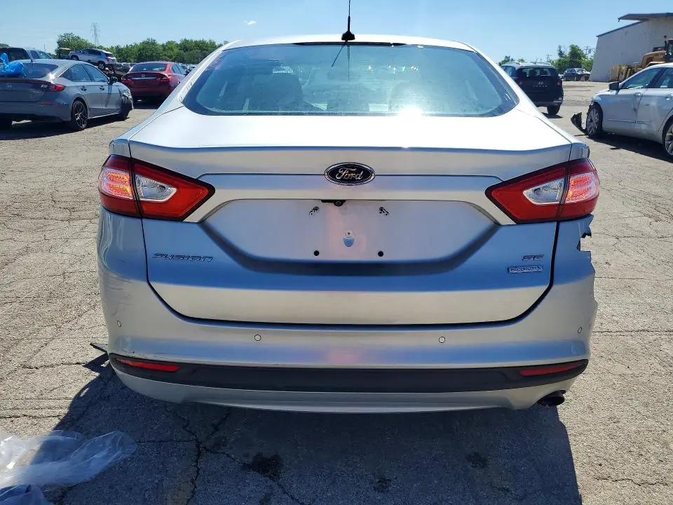 2015 FORD FUSION SE  
