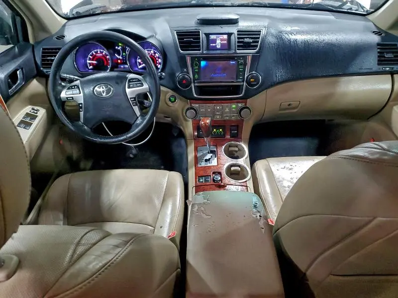 2013 TOYOTA HIGHLANDER LIMITED  