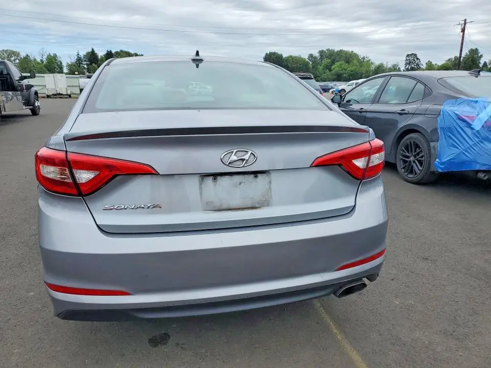 2016 HYUNDAI SONATA SE  