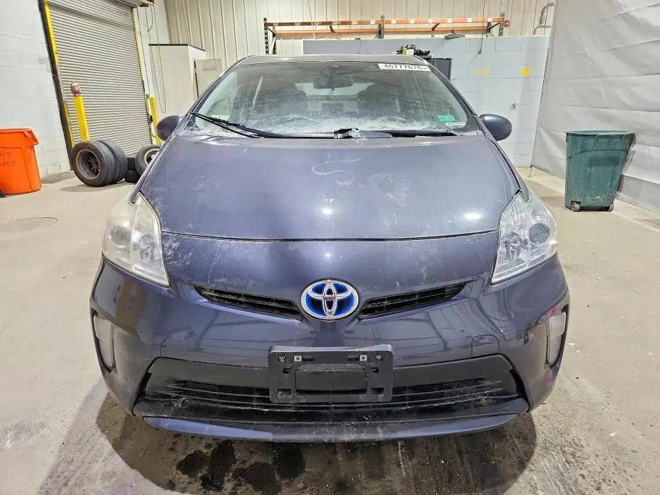 2014 TOYOTA PRIUS TWO  