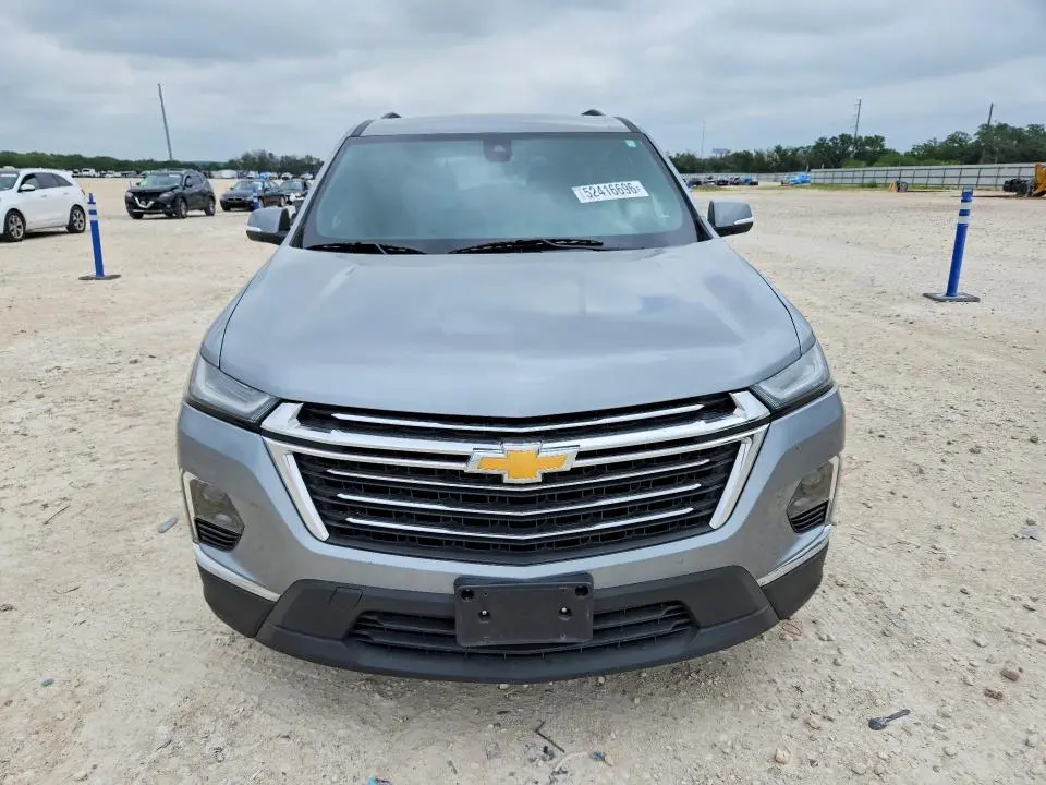 2023 CHEVROLET TRAVERSE LT  
