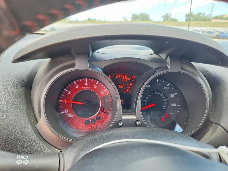 2013 NISSAN JUKE S  