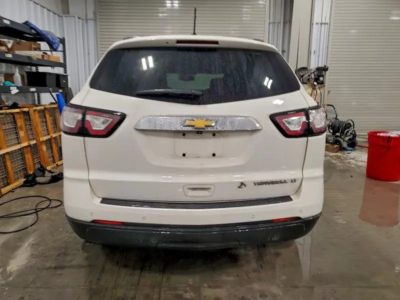 2014 CHEVROLET TRAVERSE LT  