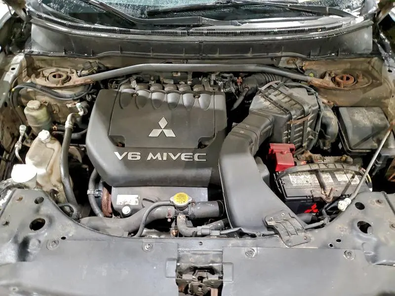 2010 MITSUBISHI OUTLANDER XLS  