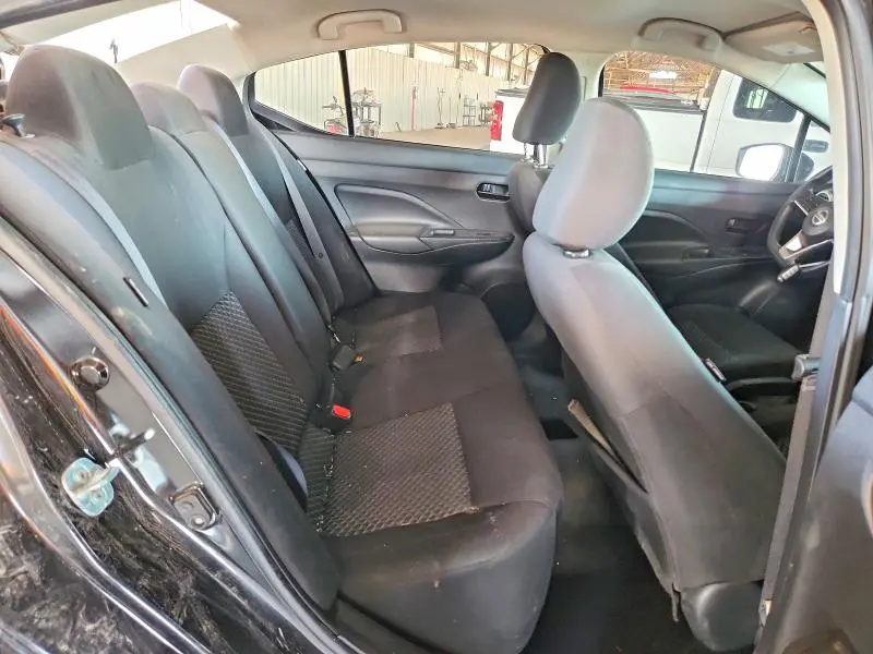 2021 NISSAN VERSA S  
