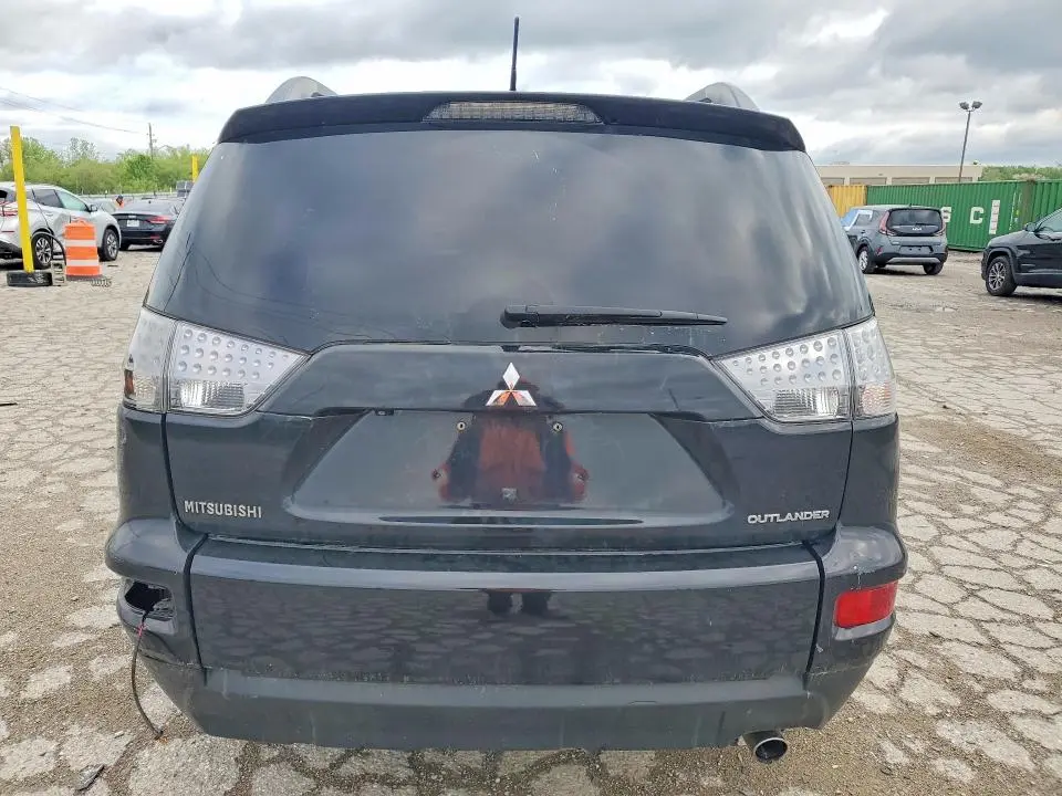 2012 MITSUBISHI OUTLANDER SE  