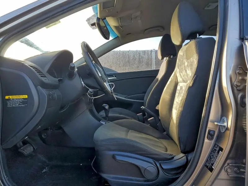 2013 HYUNDAI ACCENT GLS  