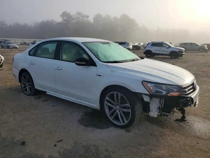 2018 VOLKSWAGEN PASSAT S  