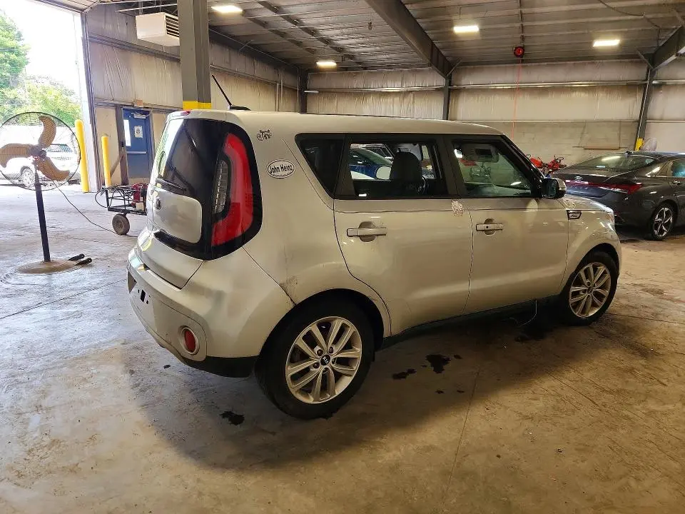 2019 KIA SOUL +  