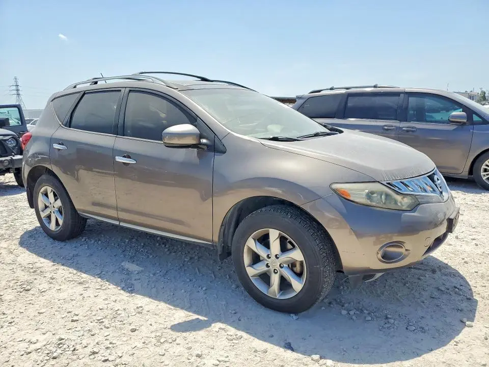 2010 NISSAN MURANO S  