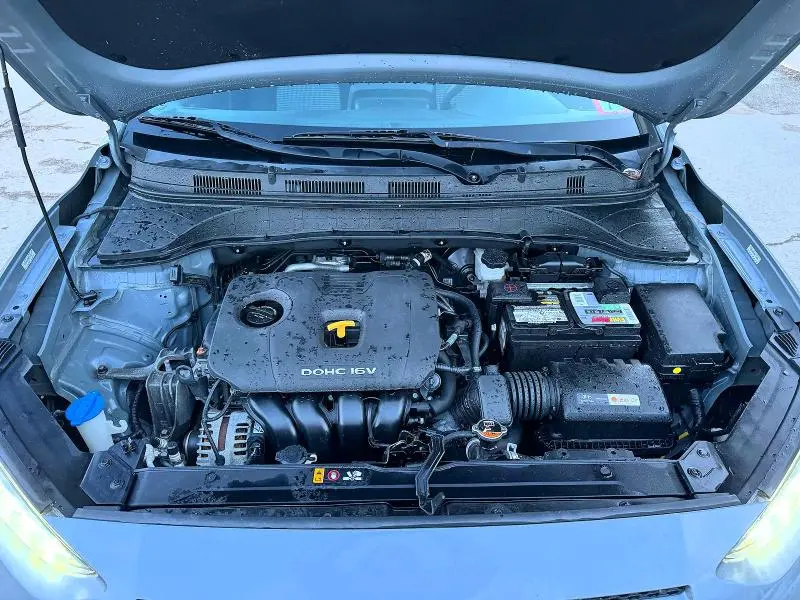 2019 HYUNDAI KONA SE  