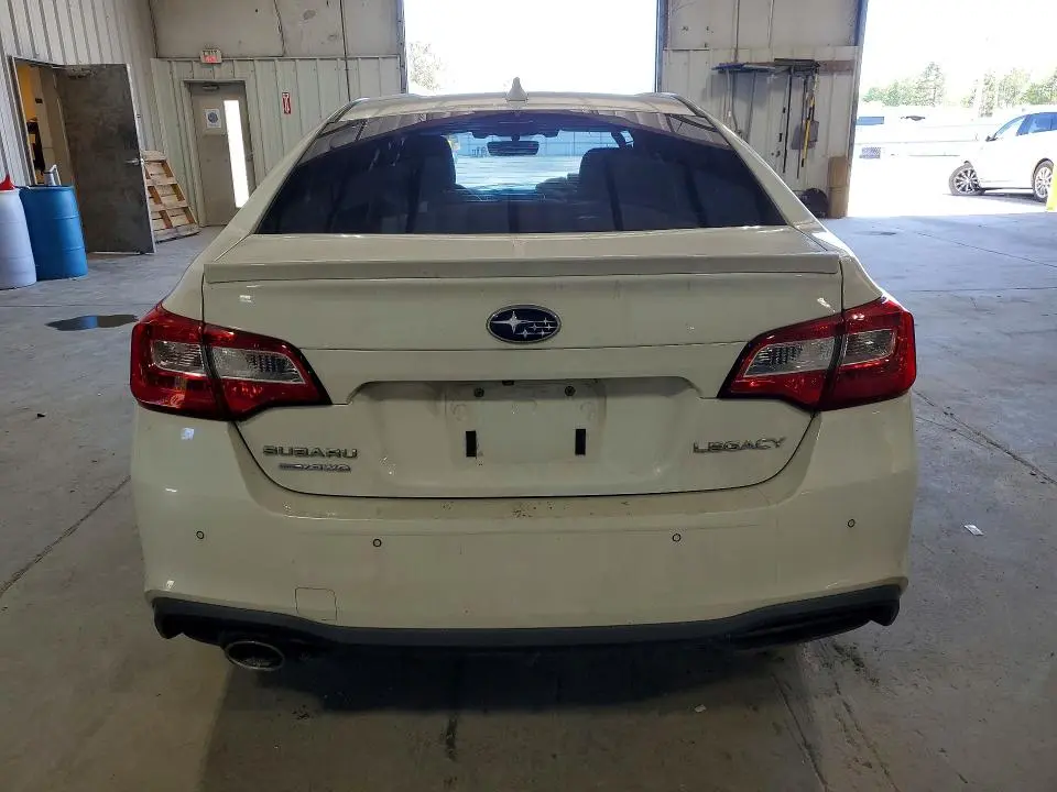 2018 SUBARU LEGACY SPORT  