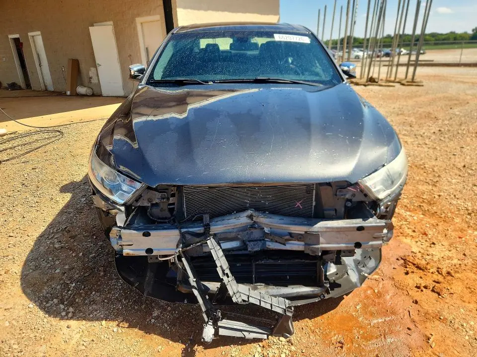 2015 FORD TAURUS LIMITED  