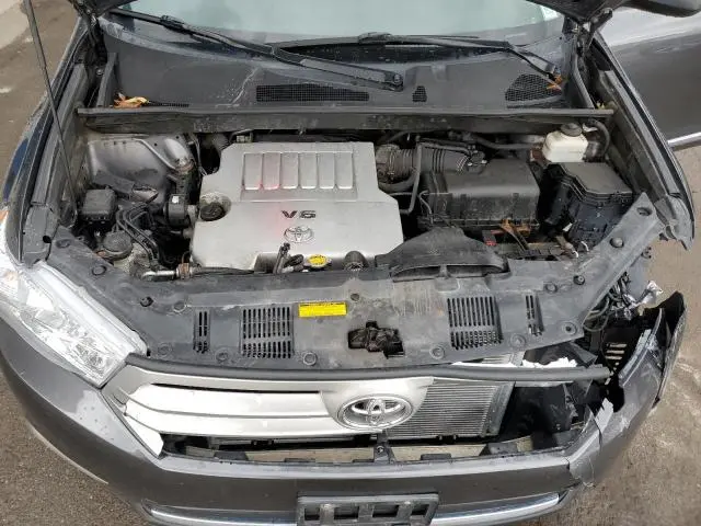 2012 TOYOTA HIGHLANDER BASE  