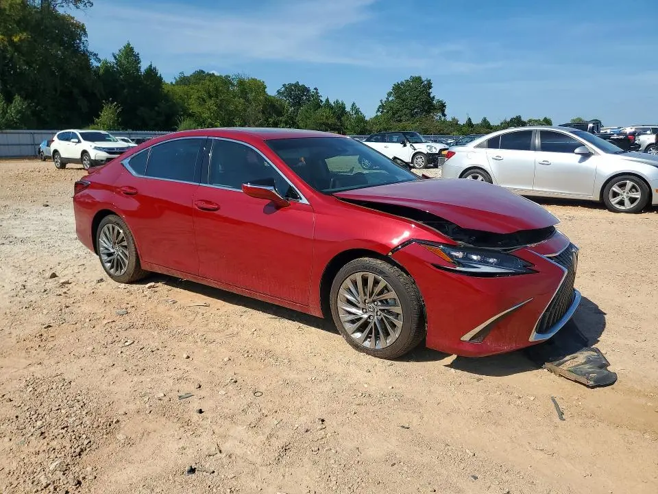 2024 LEXUS ES 300H ULTRA LUXURY  