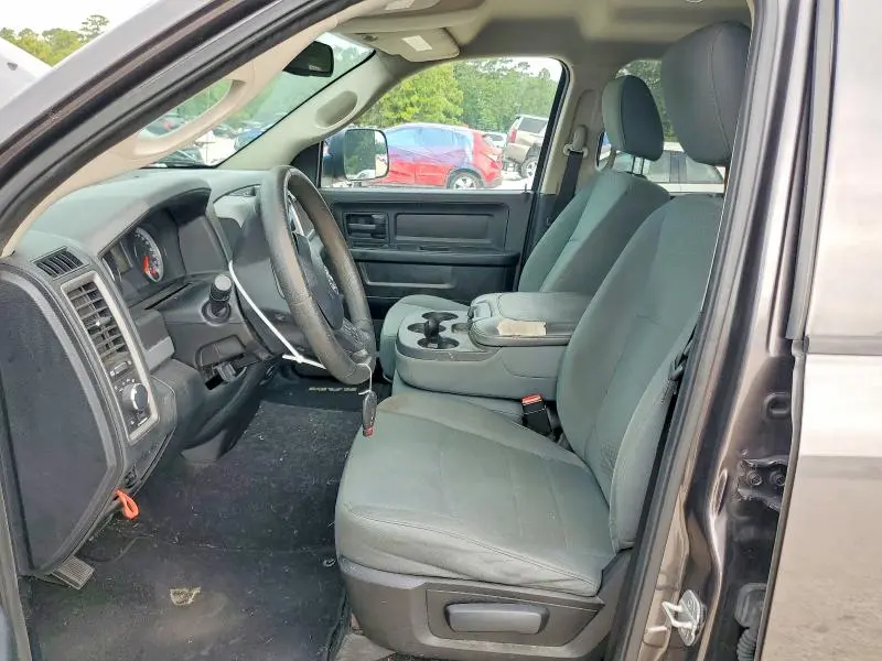 2014 RAM 1500 ST  