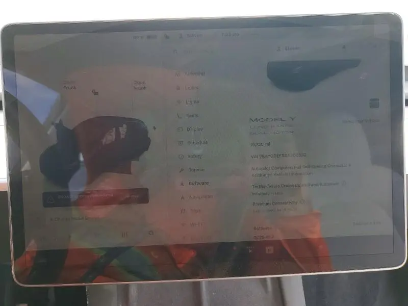 2025 TESLA MODEL Y   