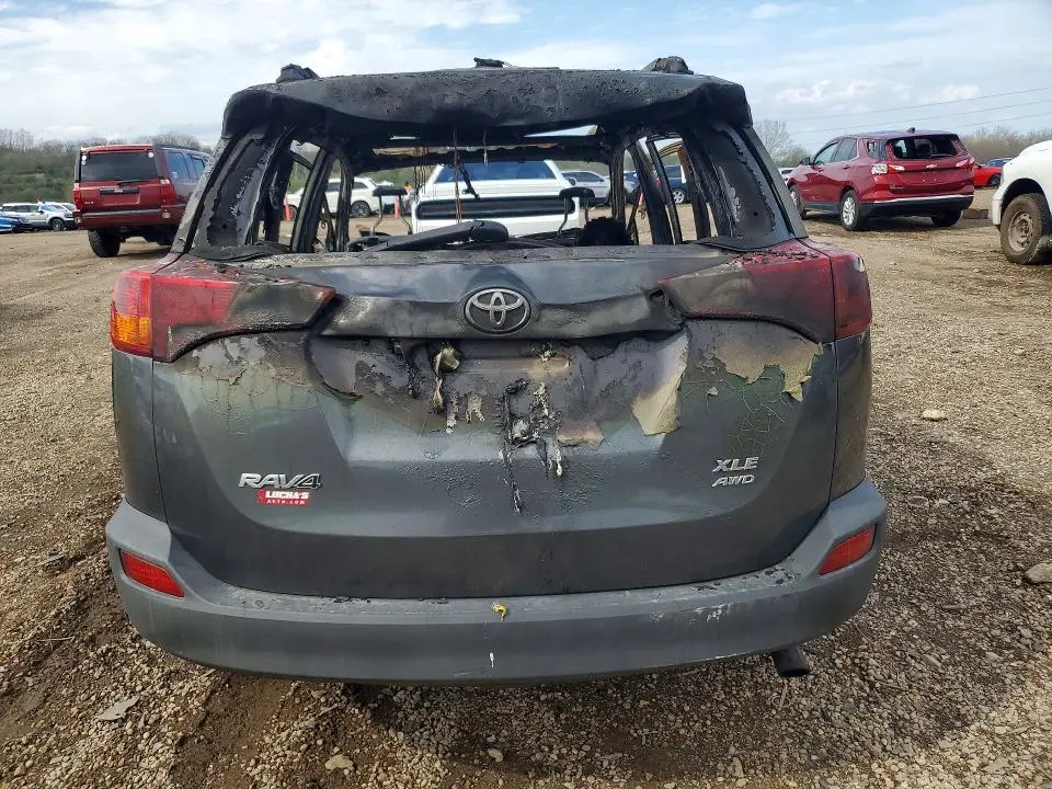 2014 TOYOTA RAV4 XLE  