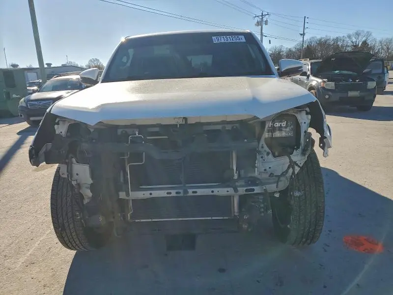 2014 TOYOTA 4RUNNER SR5  