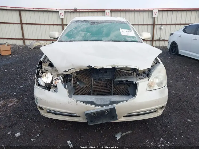 2011 BUICK LUCERNE SUPER