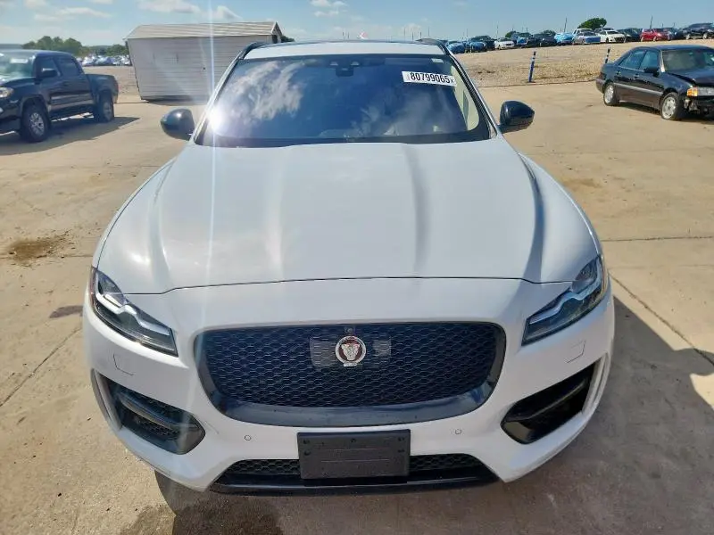 2018 JAGUAR F-PACE R - SPORT  