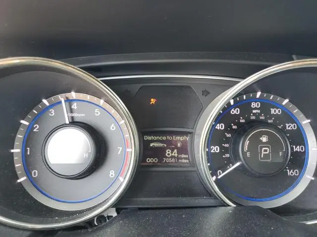 2011 HYUNDAI SONATA GLS  