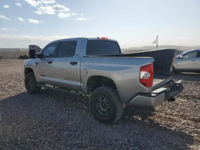 2018 TOYOTA TUNDRA CREWMAX SR5  