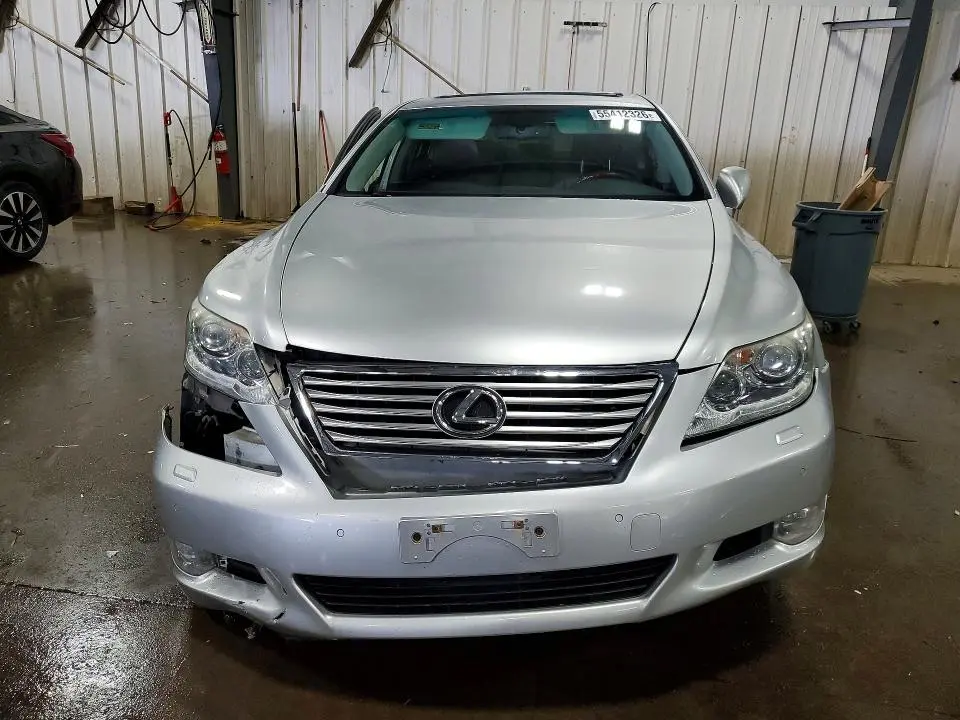2010 LEXUS LS 460  