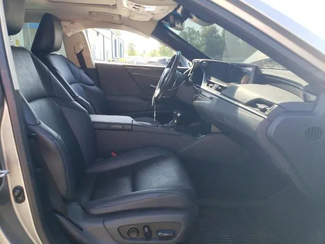 2019 LEXUS ES 350  
