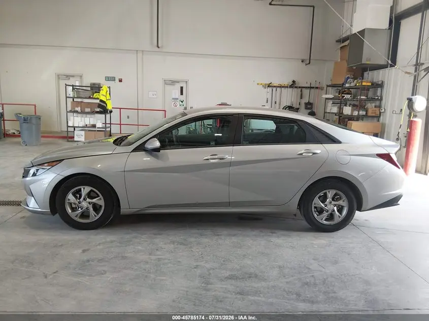 2021 HYUNDAI ELANTRA SE