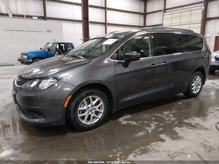 2021 CHRYSLER VOYAGER LXI
