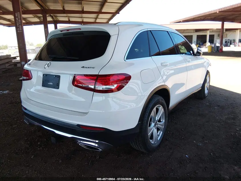 2018 MERCEDES-BENZ GLC 300 4MATIC