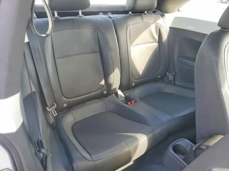 2013 VOLKSWAGEN BEETLE   