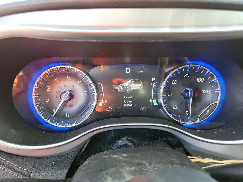 2018 CHRYSLER PACIFICA LIMITED  