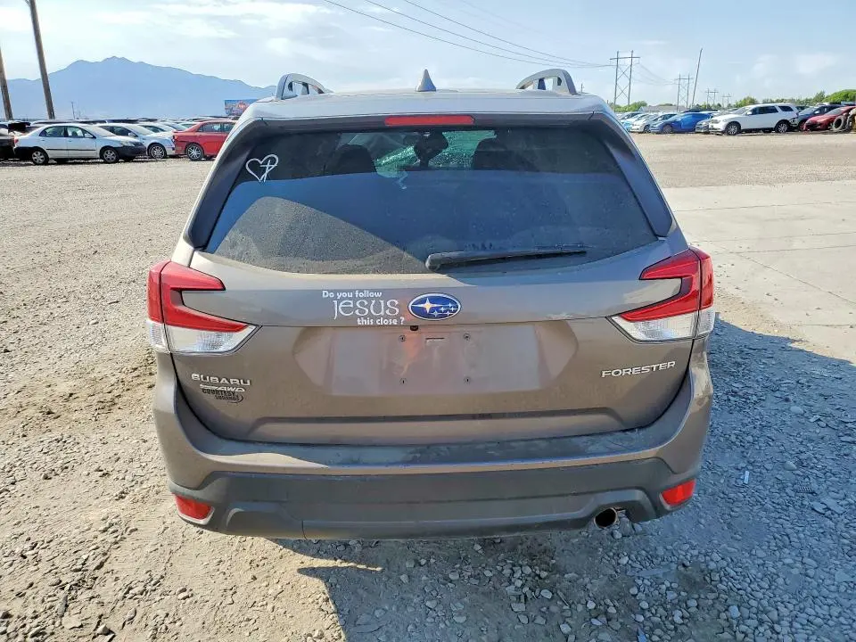 2023 SUBARU FORESTER LIMITED  