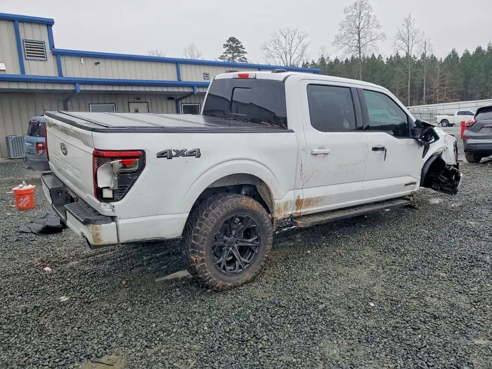 2024 FORD F150 XLT  