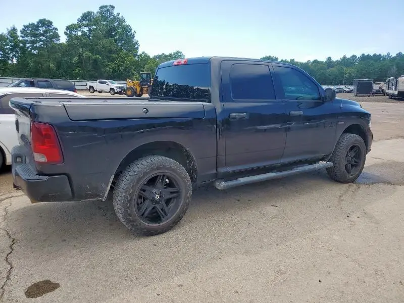 2016 RAM 1500 ST  