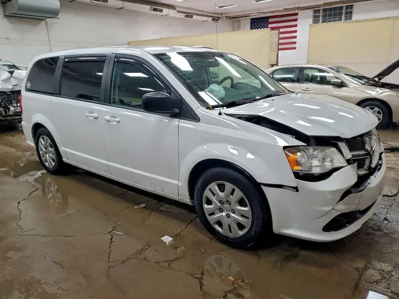 2018 DODGE GRAND CARAVAN SE  