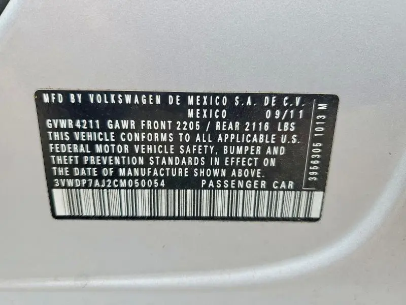2012 VOLKSWAGEN JETTA SE  