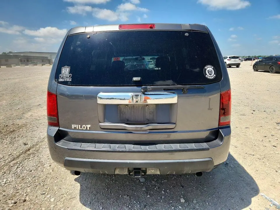 2011 HONDA PILOT LX  