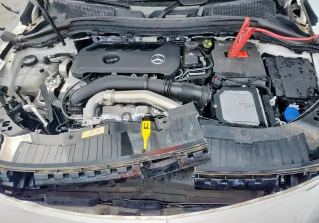 2025 MERCEDES-BENZ GLA 250  