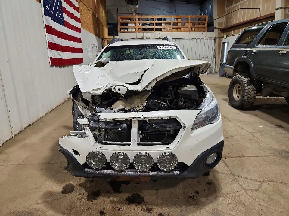 2017 SUBARU OUTBACK 2.5I PREMIUM  