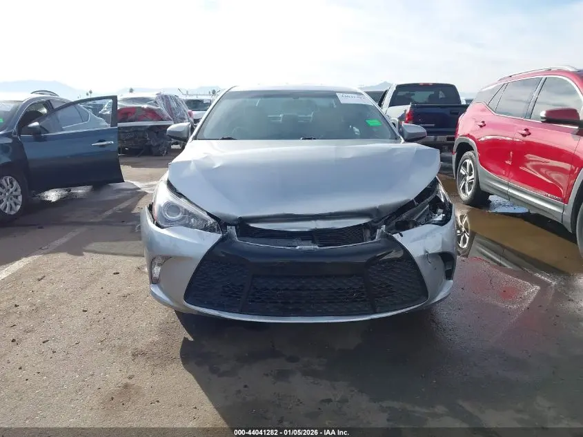 2016 TOYOTA CAMRY SE